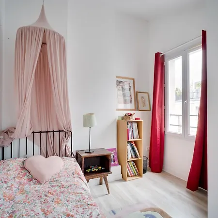 Frederick Lemaitre - Ci - Cozy With Balcony Διαμέρισμα *