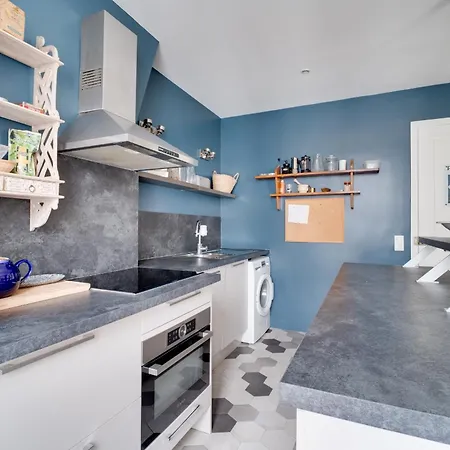 Διαμέρισμα Frederick Lemaitre - Ci - Cozy With Balcony *