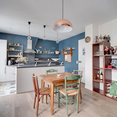 Frederick Lemaitre - Ci - Cozy With Balcony