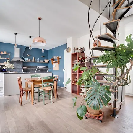 Frederick Lemaitre - Ci - Cozy With Balcony