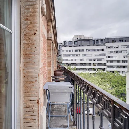 Frederick Lemaitre - Ci - Cozy With Balcony Διαμέρισμα *